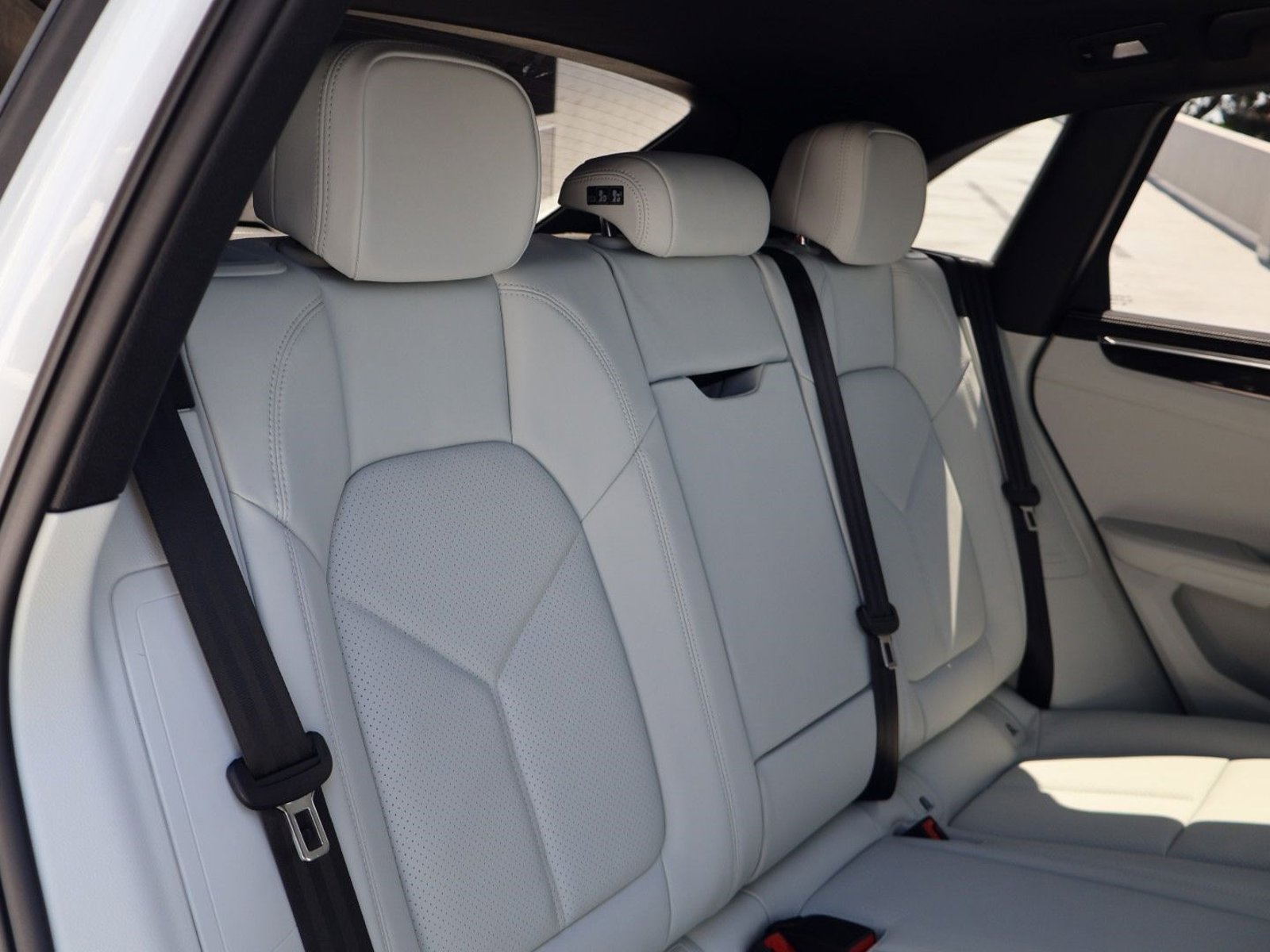 New 2026 Porsche Macan S AWD/4WD image 23