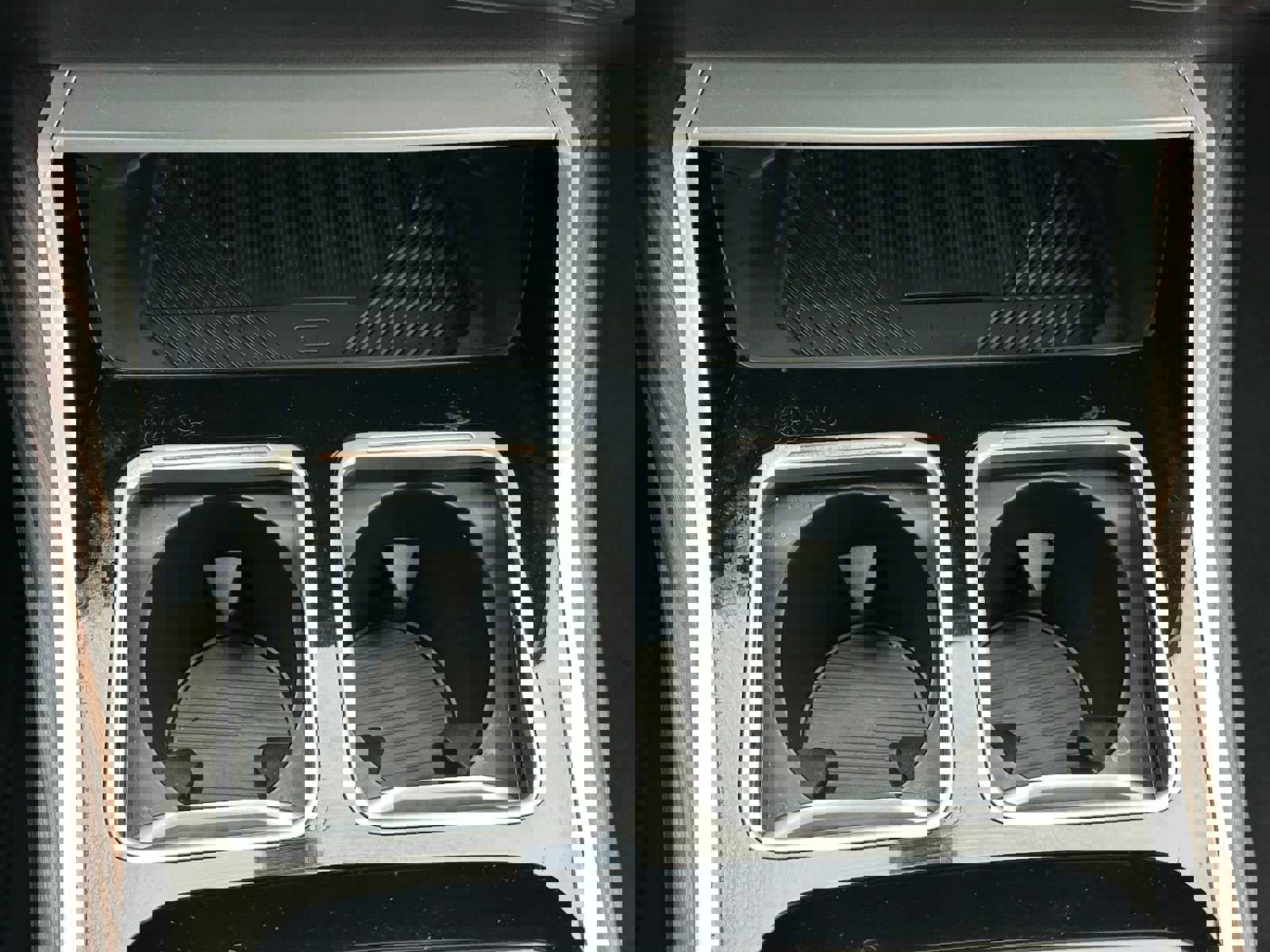 Used 2023 BMW 760i xDrive image 33