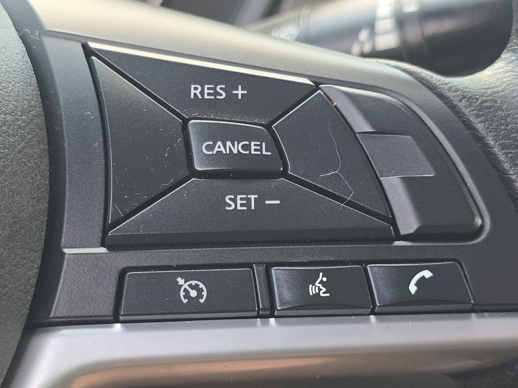 Used 2025 Nissan Altima 2.5 SV FWD image 29