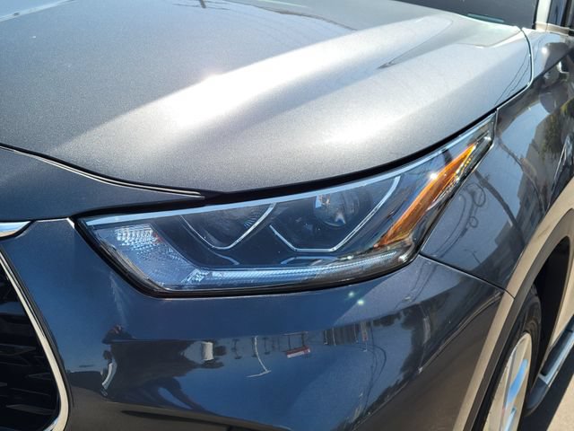 Used 2021 Toyota Highlander Limited FWD image 30