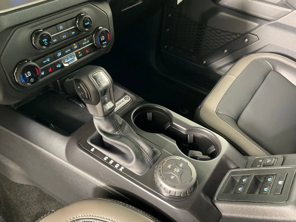 New 2026 Ford Bronco Outer Banks AWD/4WD image 19