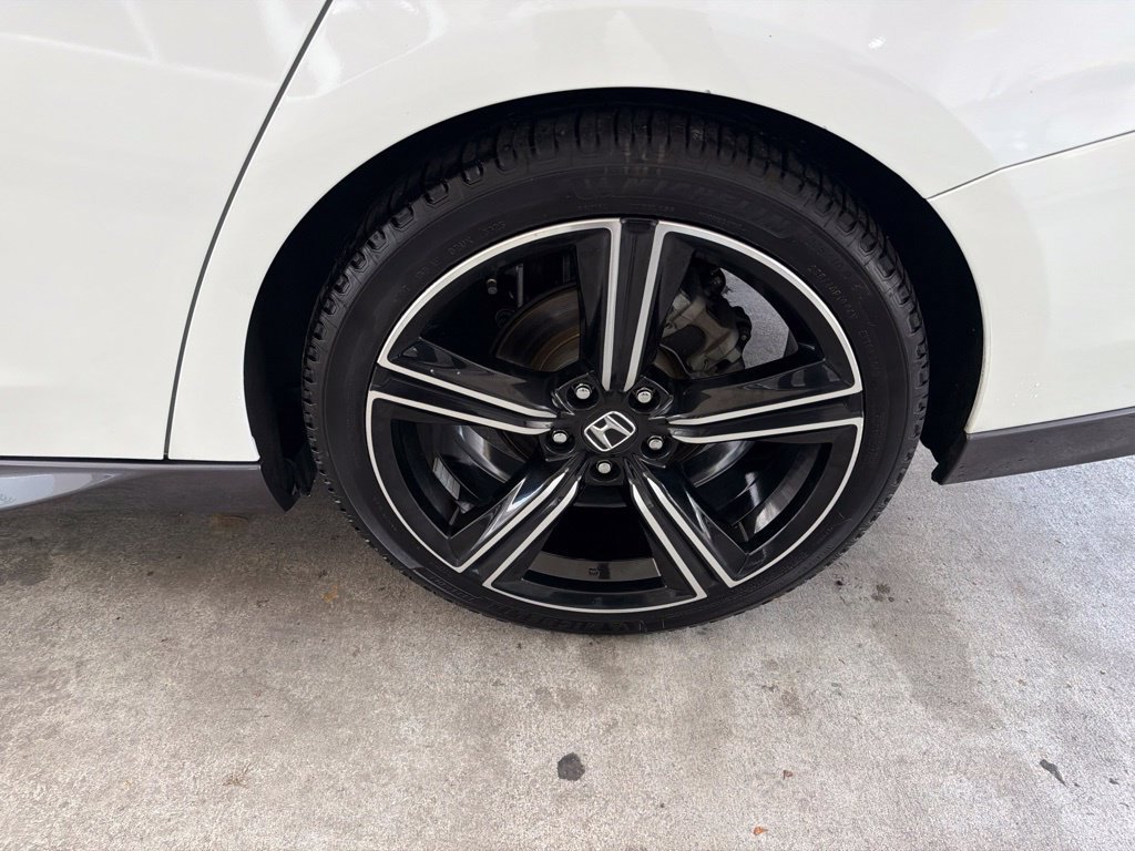 Used 2023 Honda Accord Sport image 15