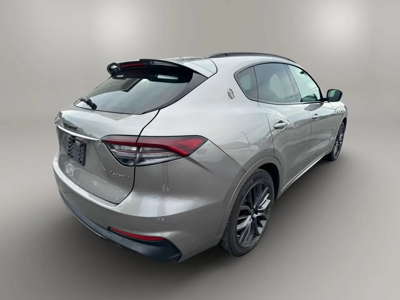 Used 2021 Maserati Levante GranSport AWD/4WD image 9