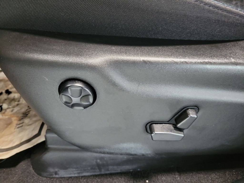 Used 2024 Dodge Durango GT image 37