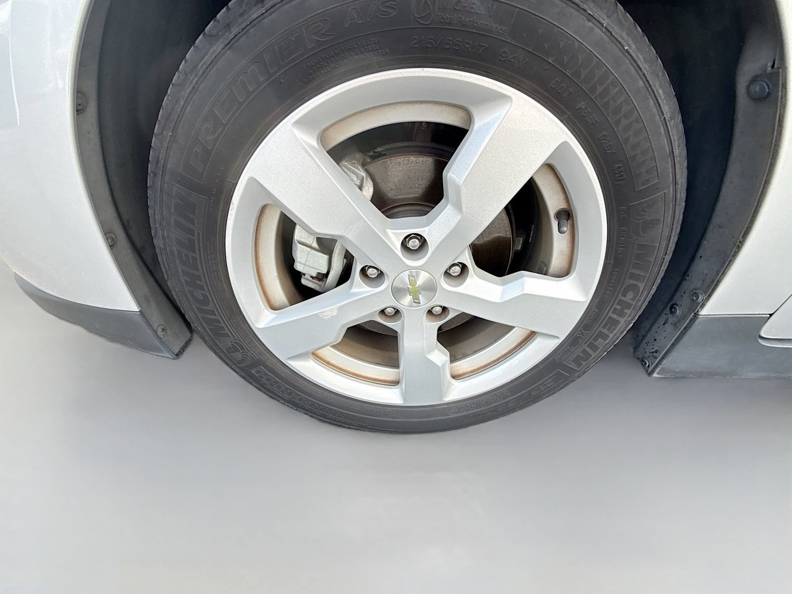 Used 2014 Chevrolet Volt Premium w/ Premium Trim Package FWD image 11