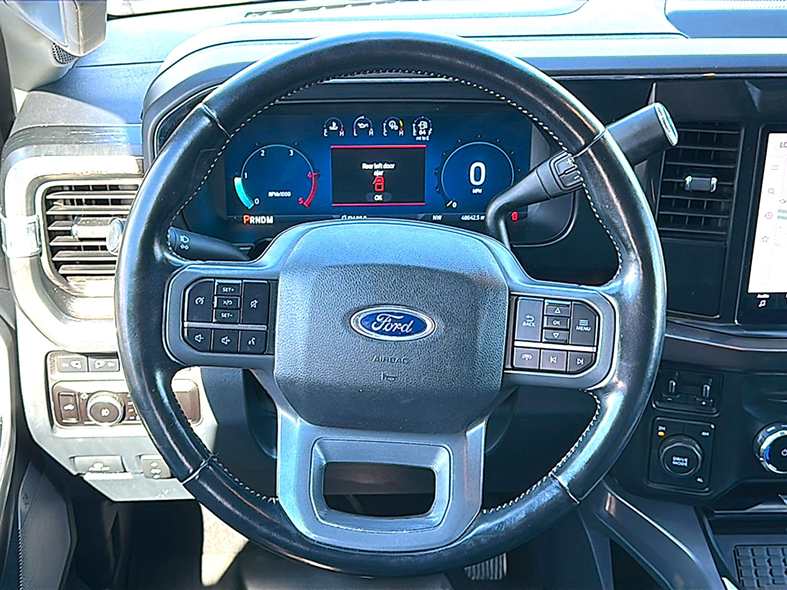 Used 2023 Ford F250 Lariat w/ Sport Appearance Package AWD/4WD image 22