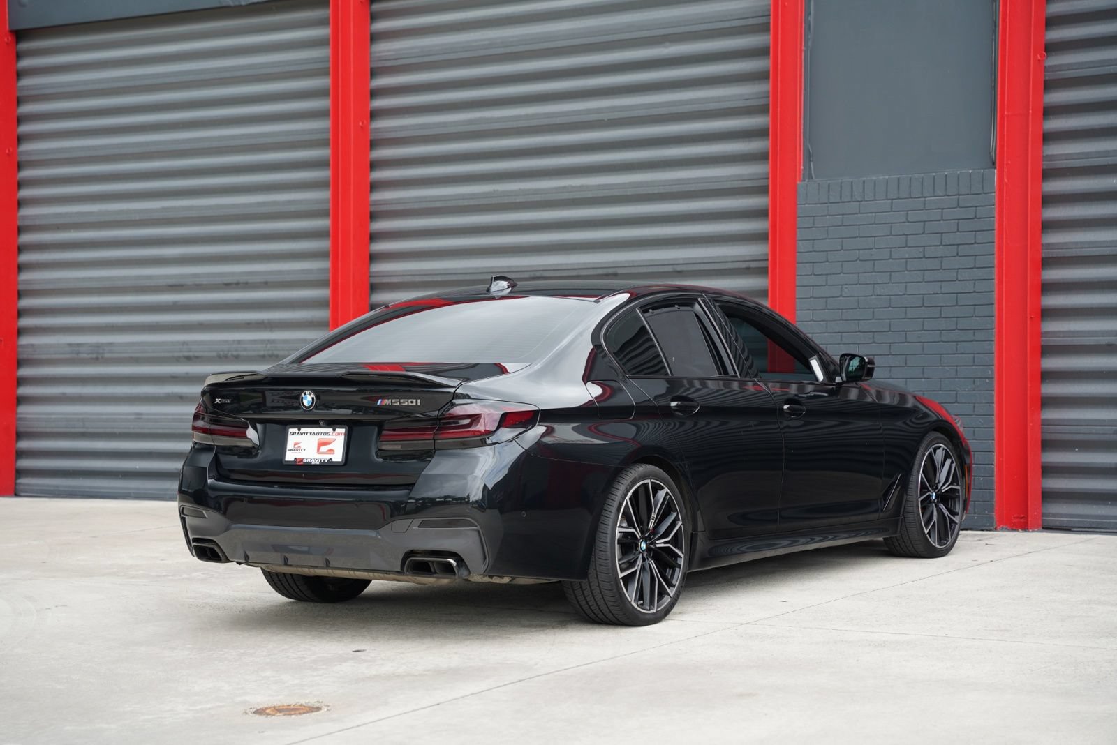 Used 2021 BMW M550i xDrive w/ Executive Package AWD/4WD image 13