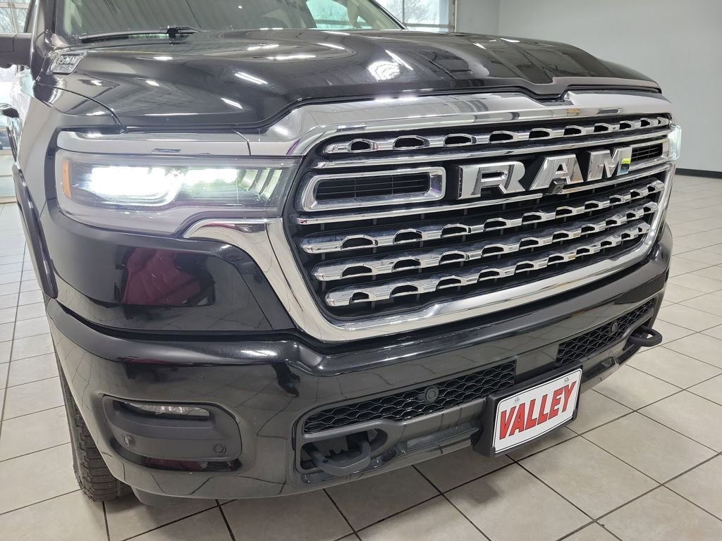 Used 2025 RAM 1500 Limited AWD/4WD image 27