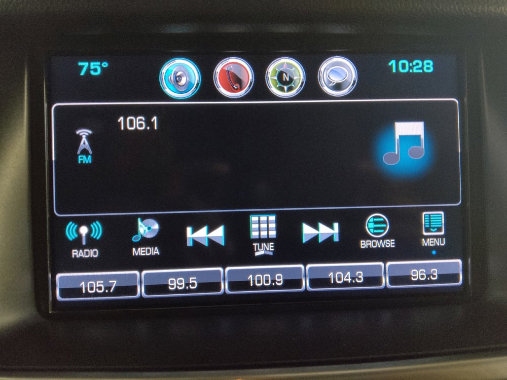 Used 2016 Chevrolet Suburban LS RWD image 25