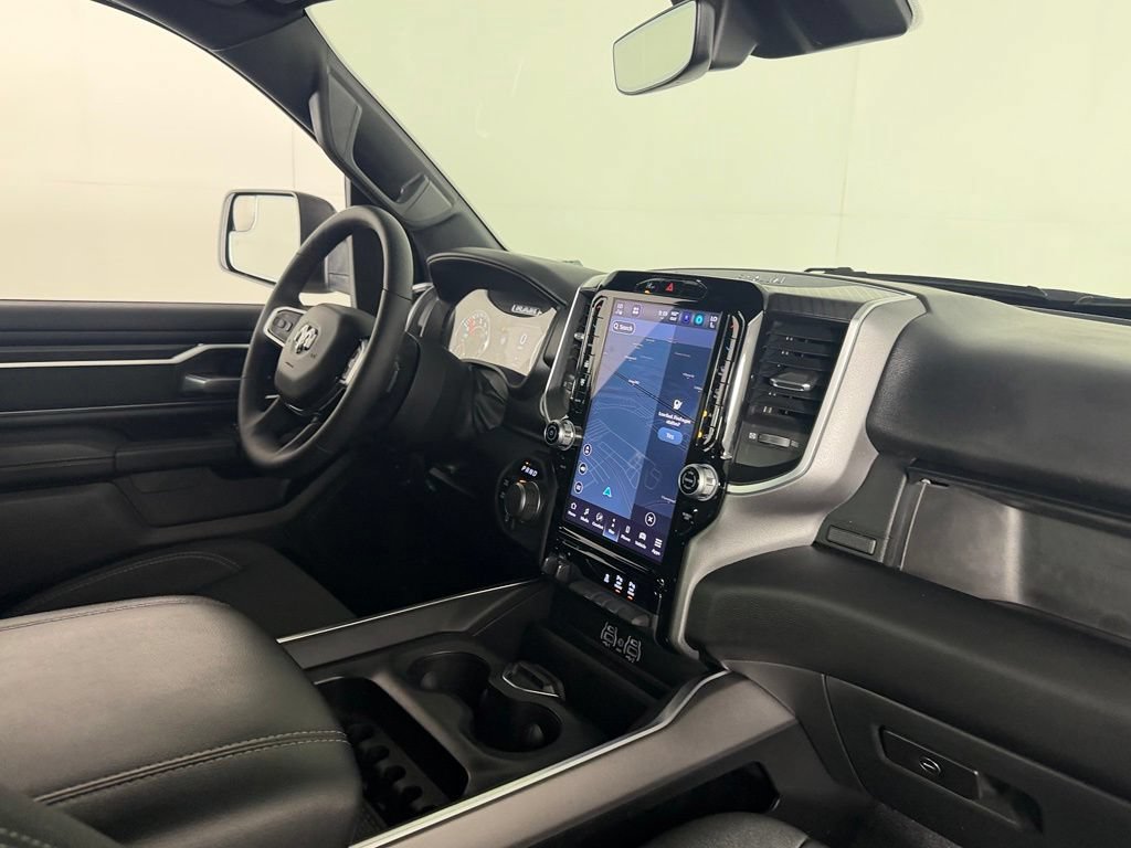 Used 2025 RAM 1500 Big Horn AWD/4WD image 33