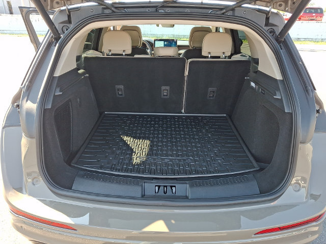 Certified 2025 Lincoln Corsair Reserve w/ Equipment Group 202A AWD/4WD image 29