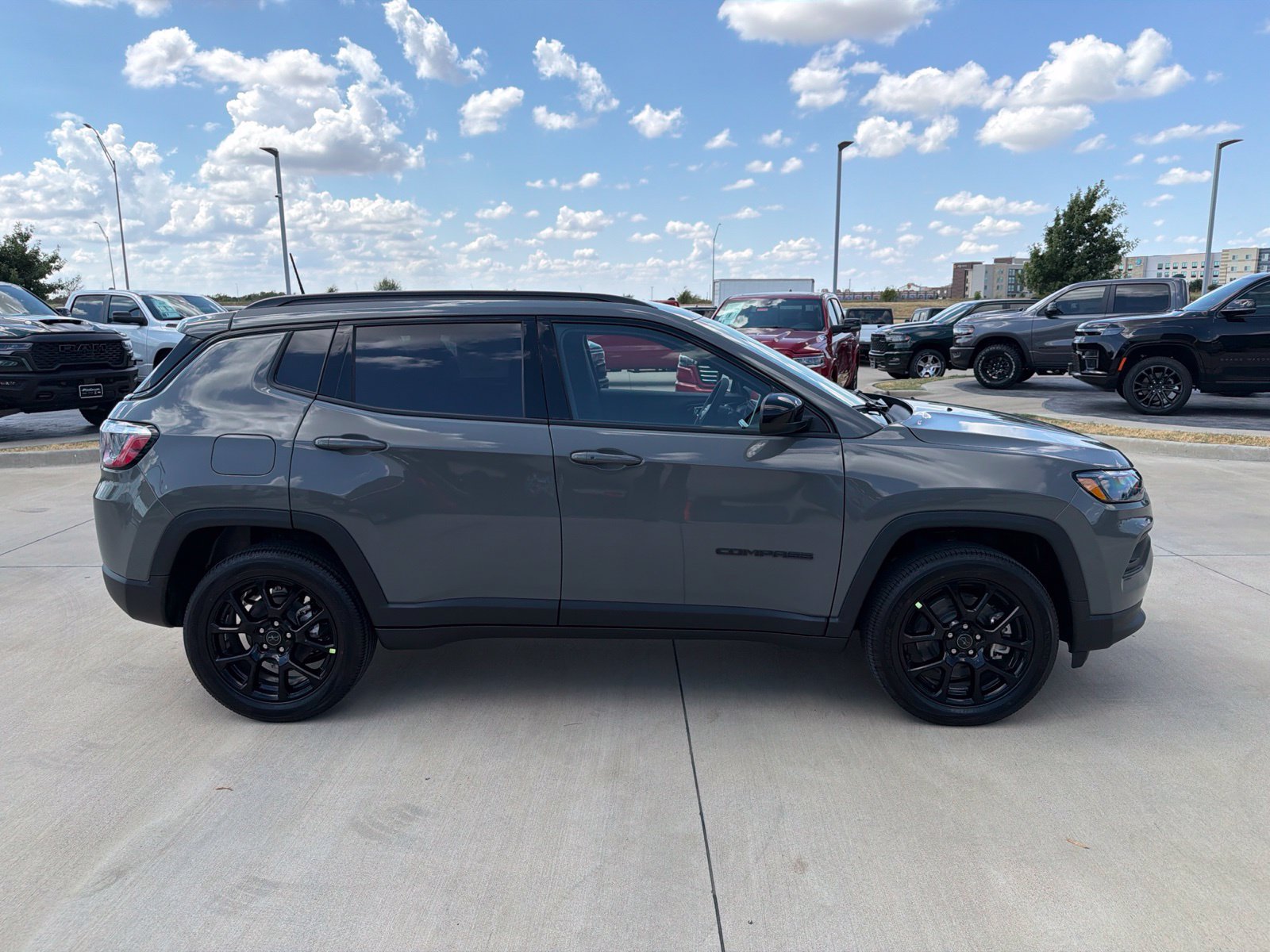 New 2026 Jeep Compass Latitude AWD/4WD image 6