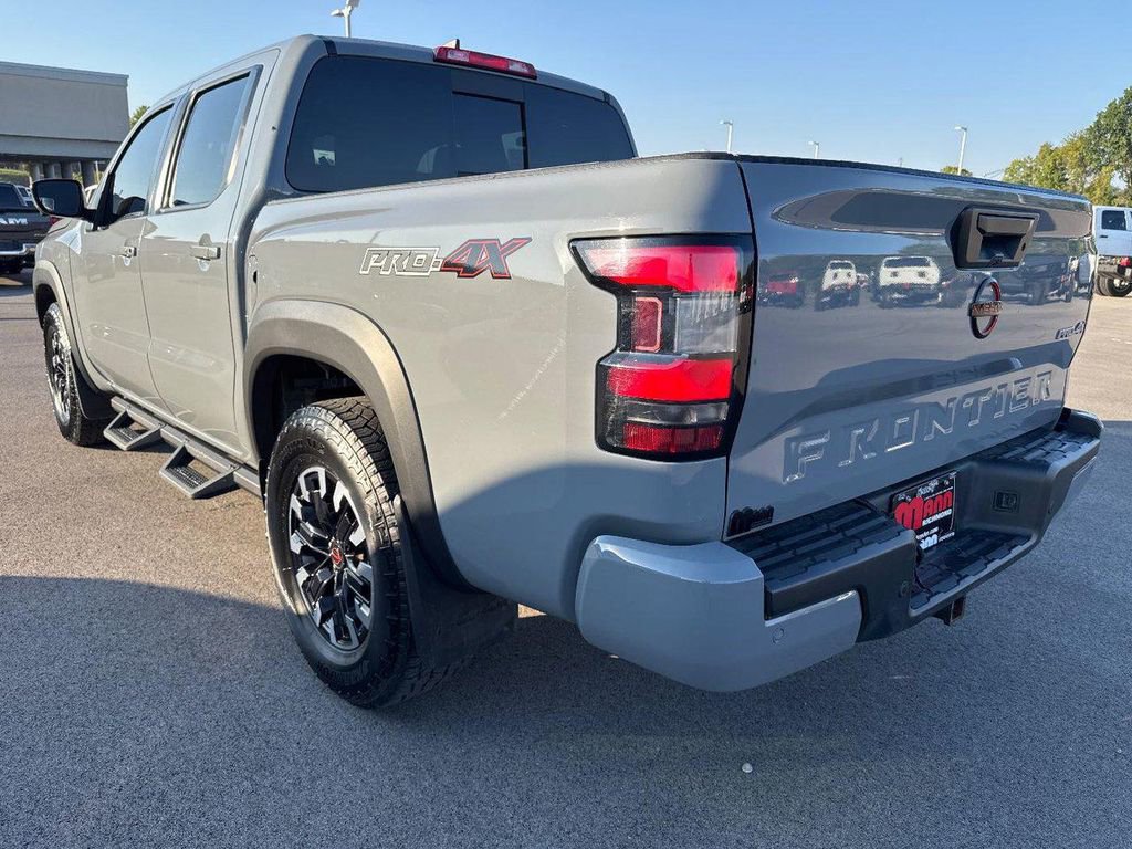 Used 2023 Nissan Frontier PRO-4X w/ Pro Convenience Package image 7