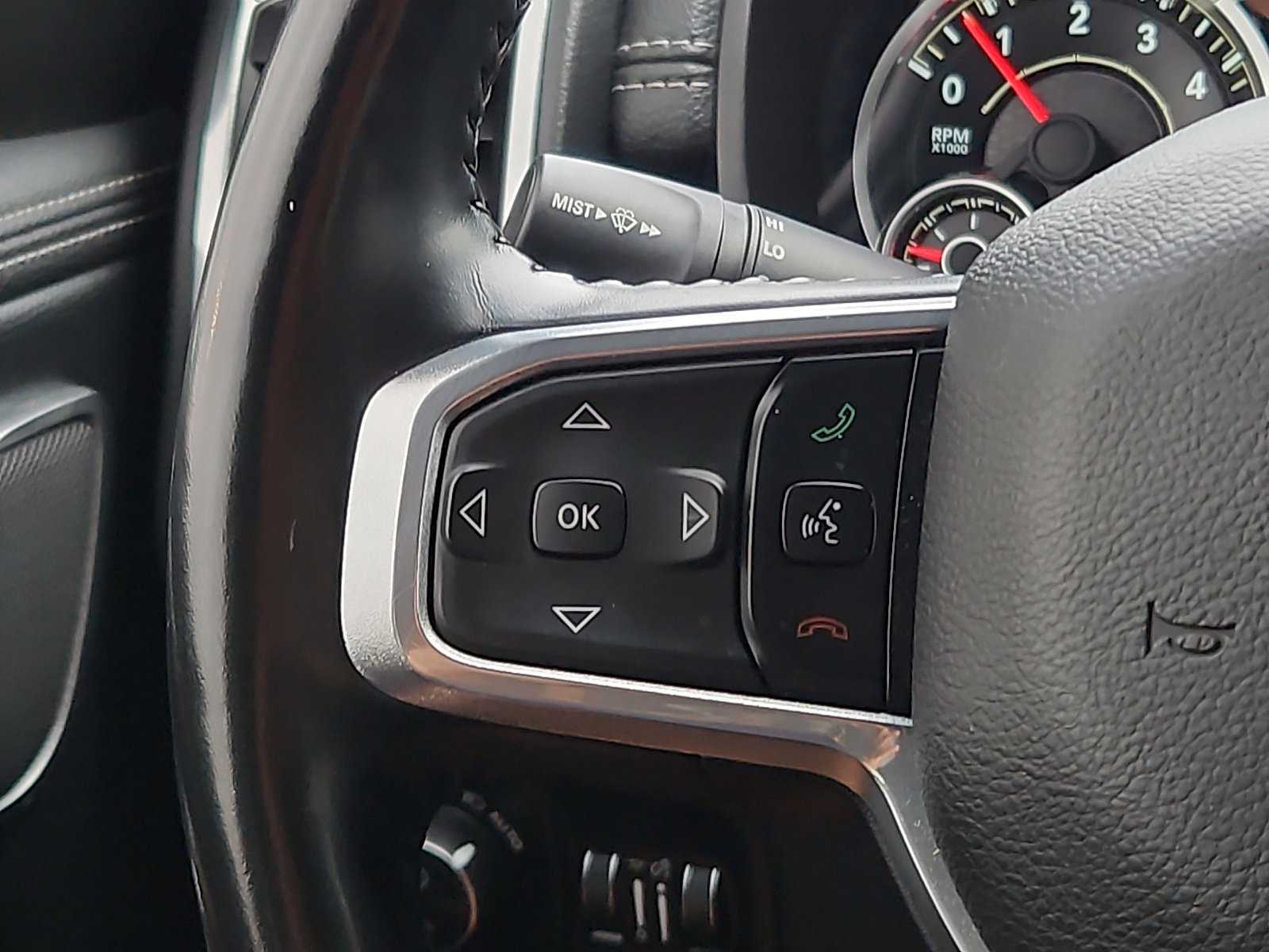 Used 2021 RAM 1500 Laramie AWD/4WD image 21