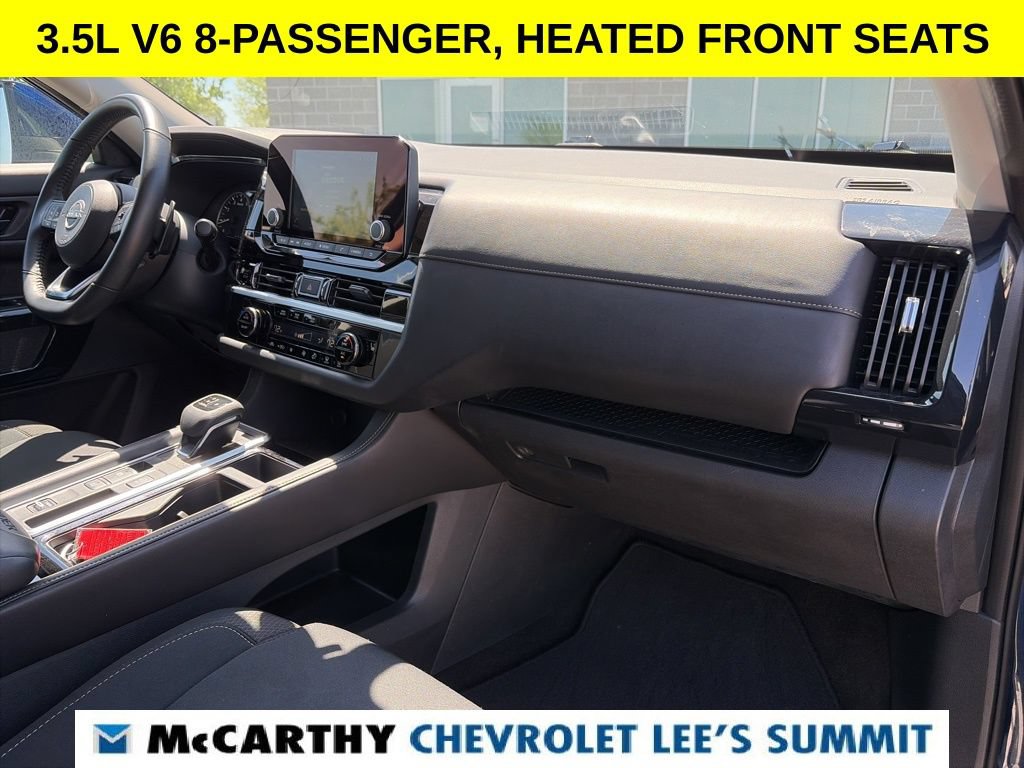 Used 2025 Nissan Pathfinder SV FWD image 32