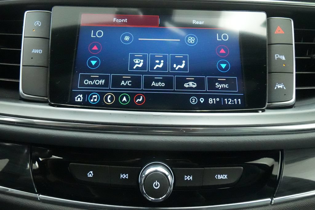 Used 2022 Buick Enclave Premium AWD/4WD image 35