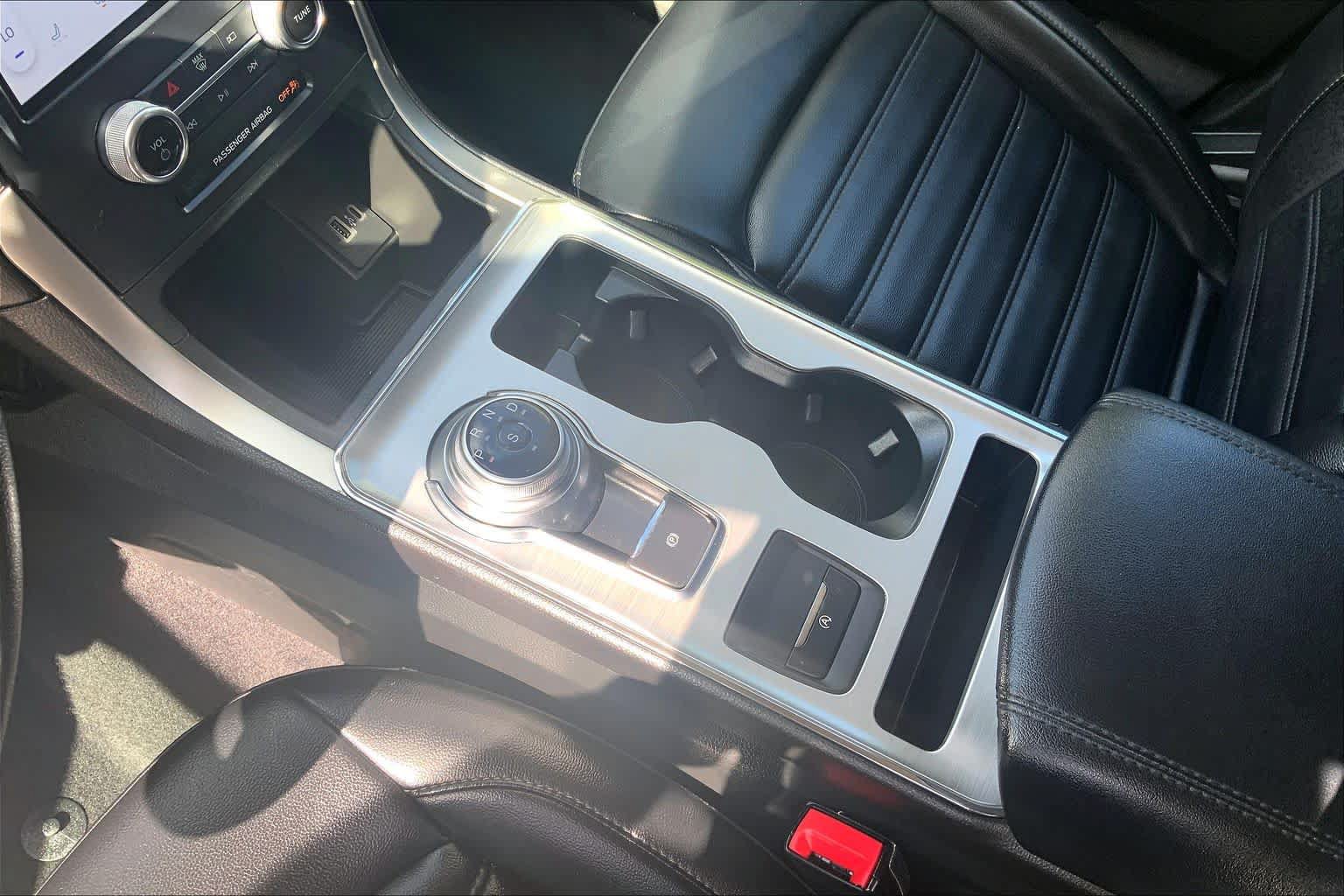 Used 2022 Ford Edge SEL AWD/4WD image 17