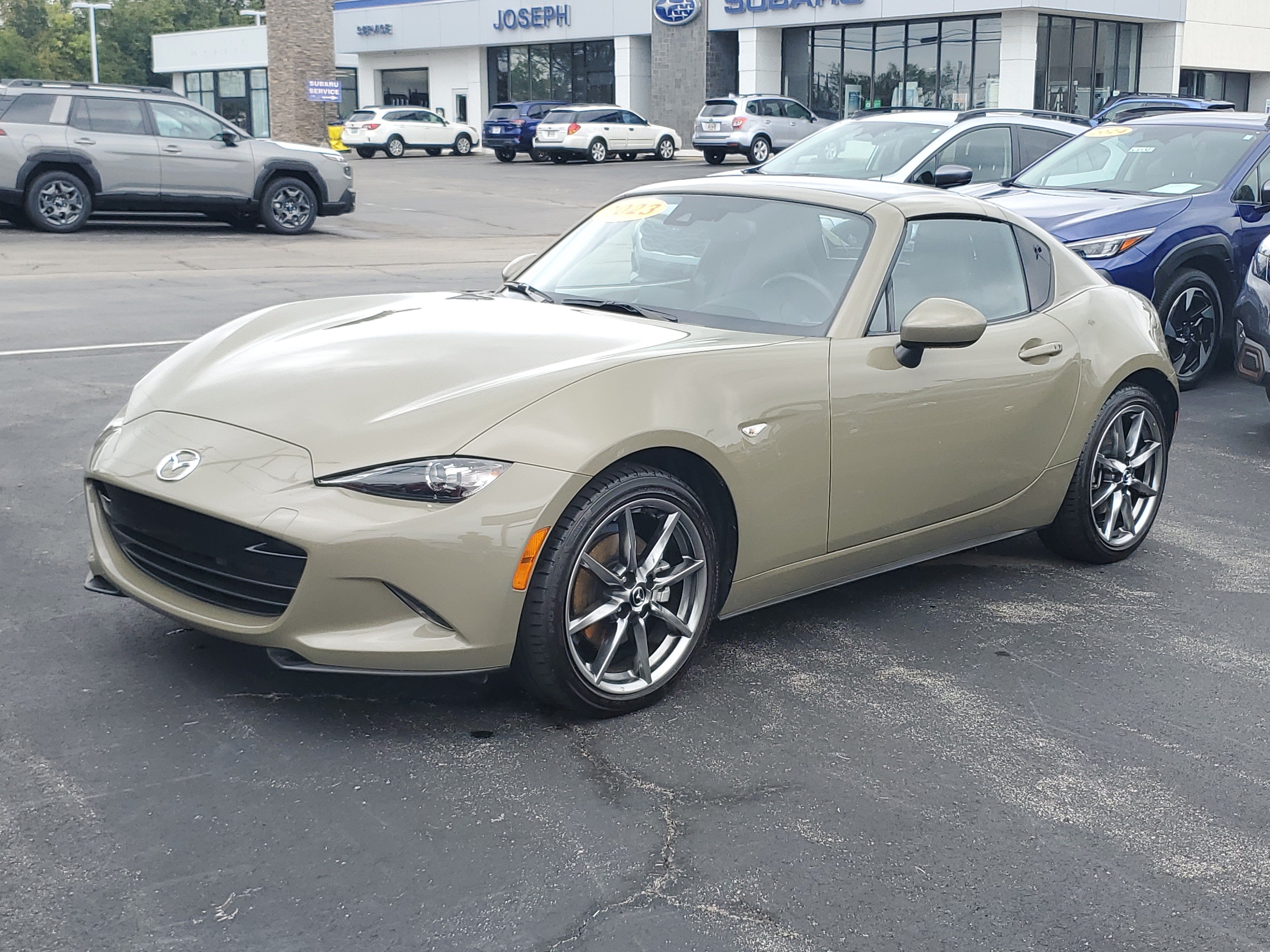 Used 2023 MAZDA MX-5 Miata Grand Touring RWD image 28