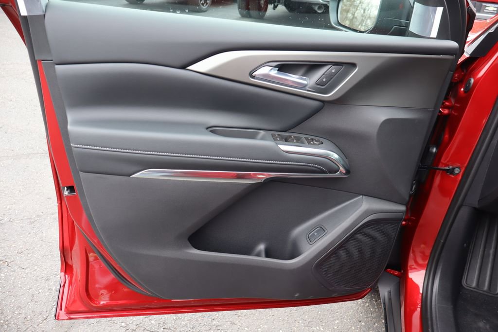 New 2026 Chevrolet Traverse LT image 4