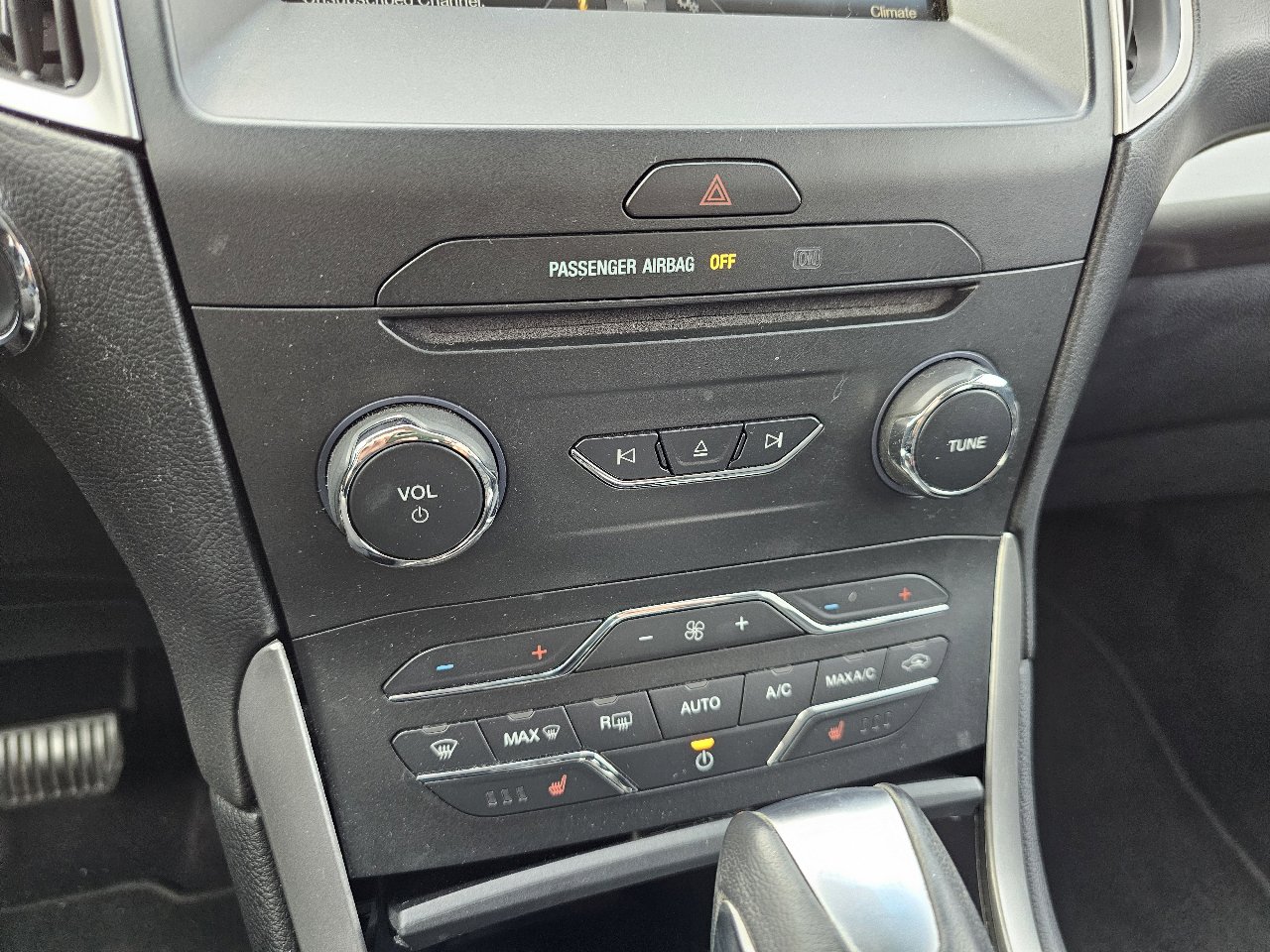 Used 2015 Ford Edge SEL w/ Equipment Group 201A image 55