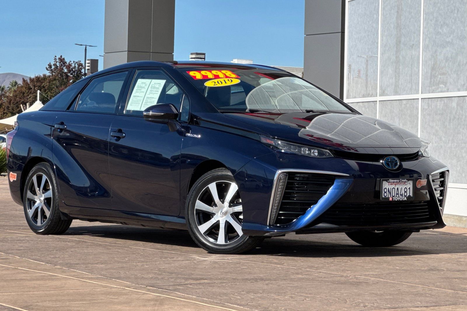 Certified 2019 Toyota Mirai video 2