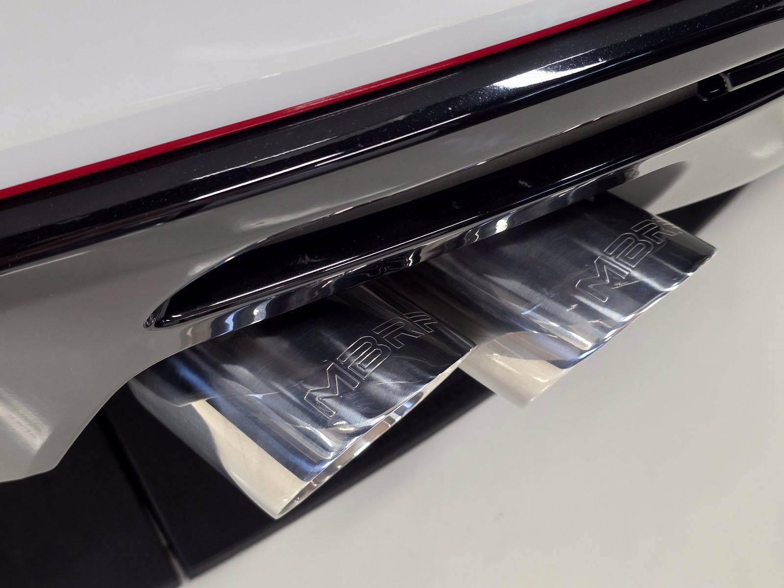 Used 2018 Chevrolet Camaro SS RWD image 59