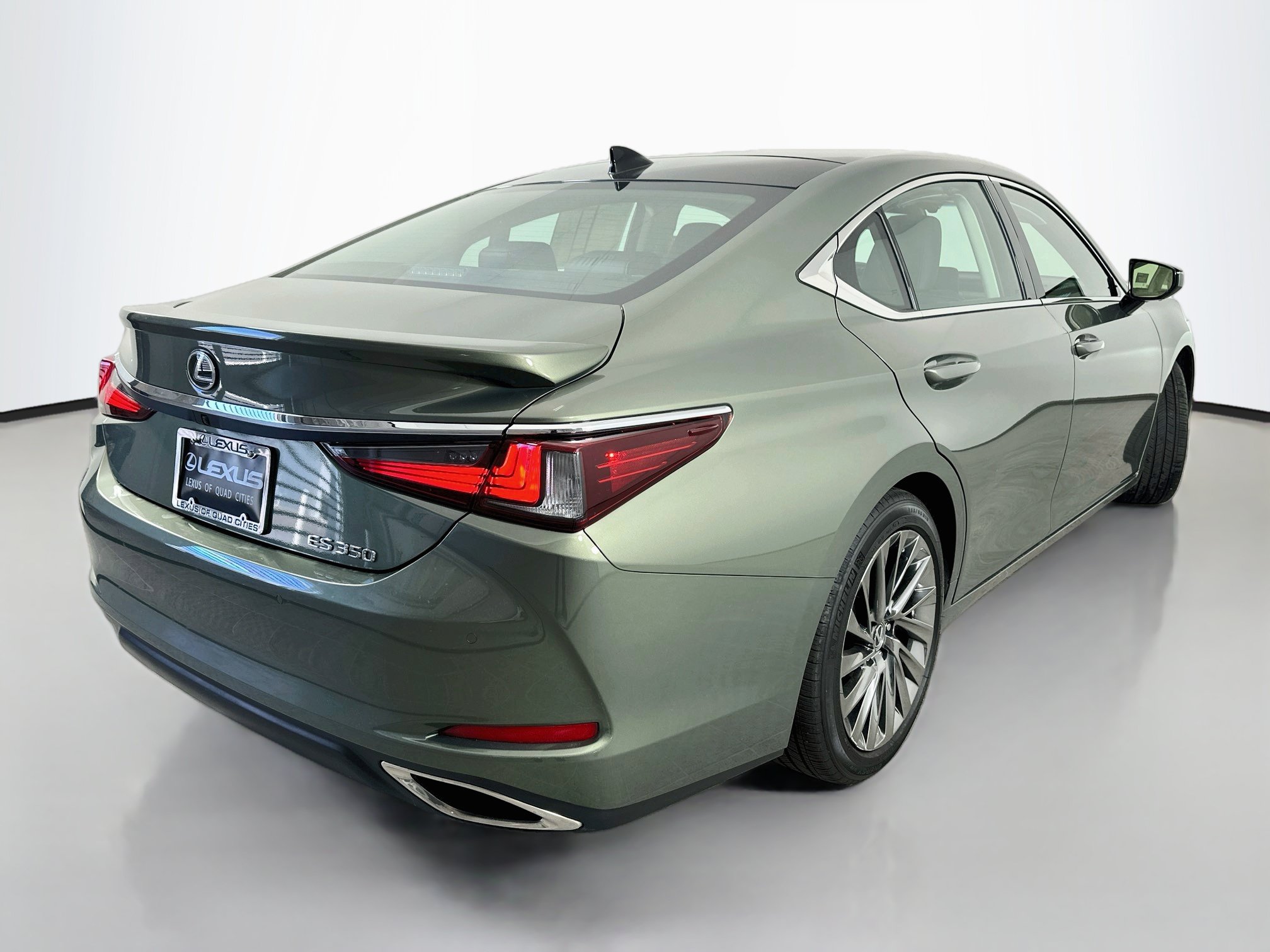 Certified 2025 Lexus ES 350 Ultra Luxury FWD image 7