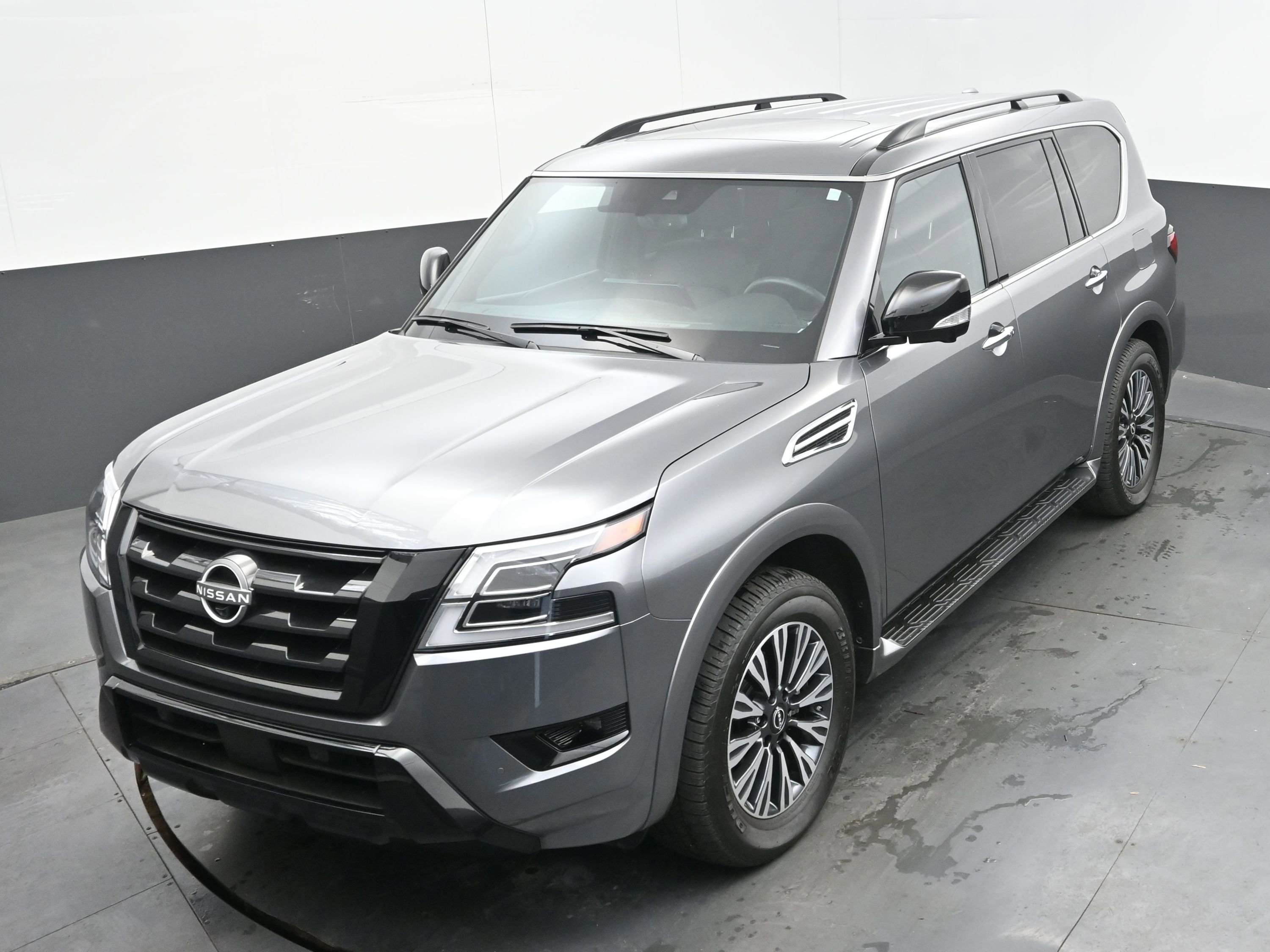 Used 2024 Nissan Armada SL w/ Midnight Edition Package image 30