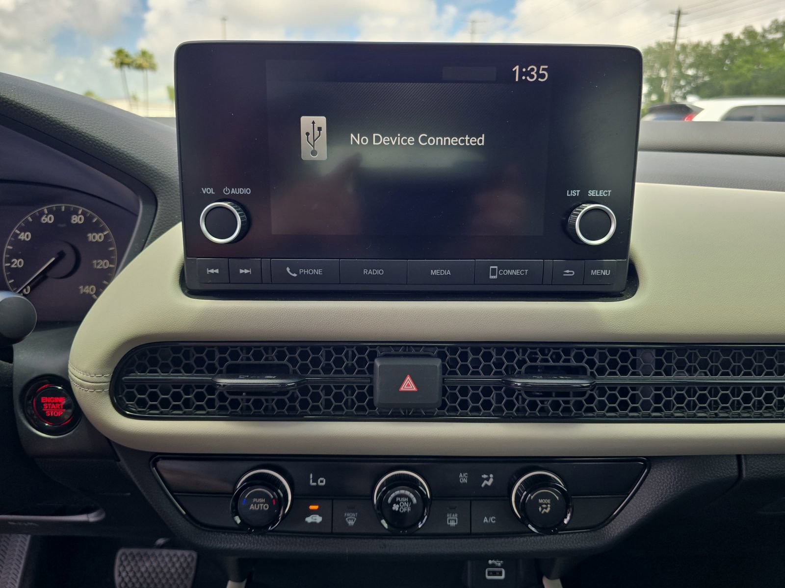 Certified 2025 Honda HR-V LX image 16