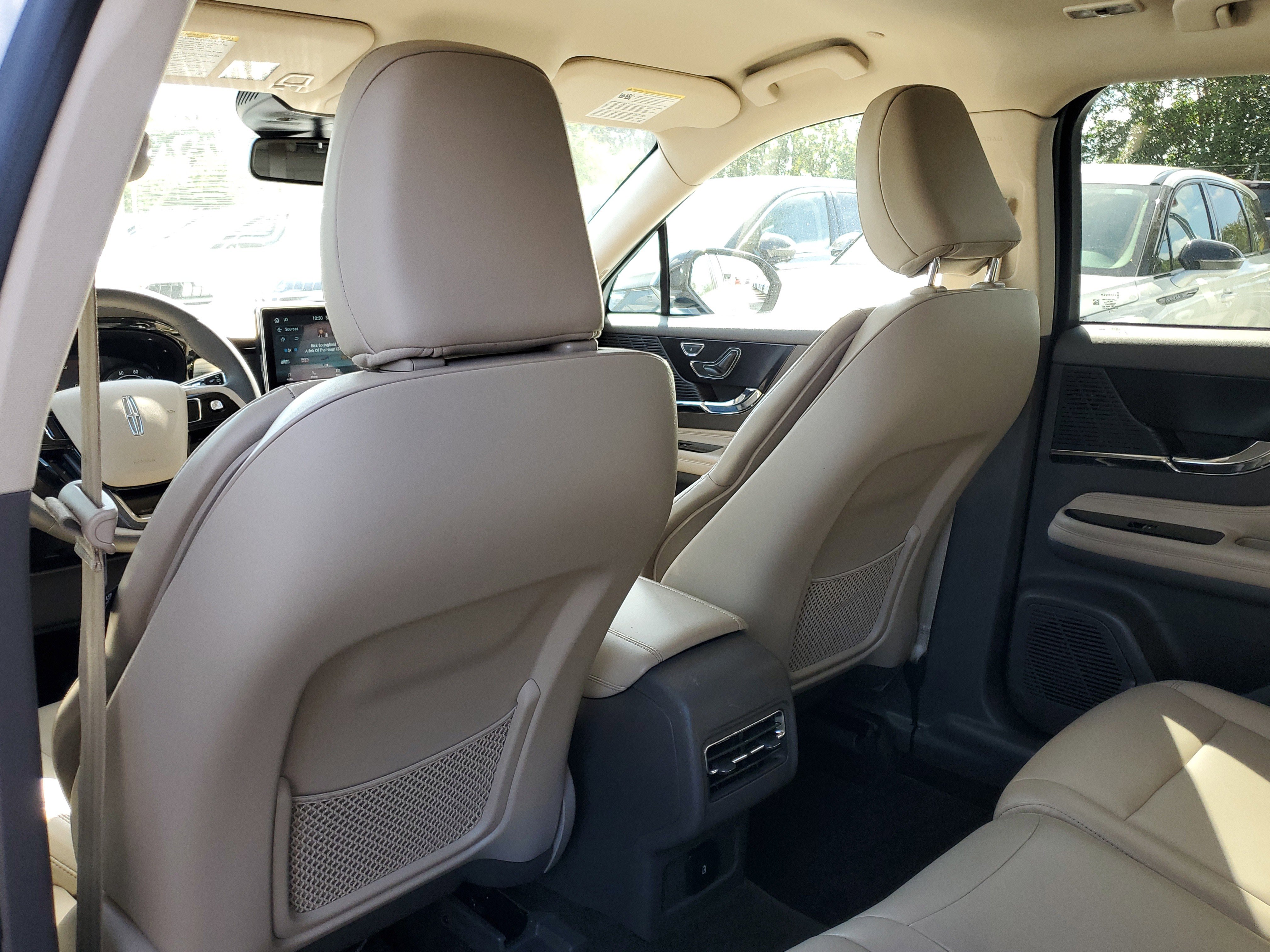 Used 2022 Lincoln Corsair FWD image 11