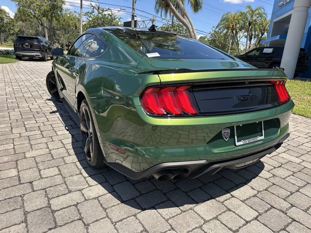 Used 2022 Ford Mustang GT Premium w/ Black Accent Package RWD image 12