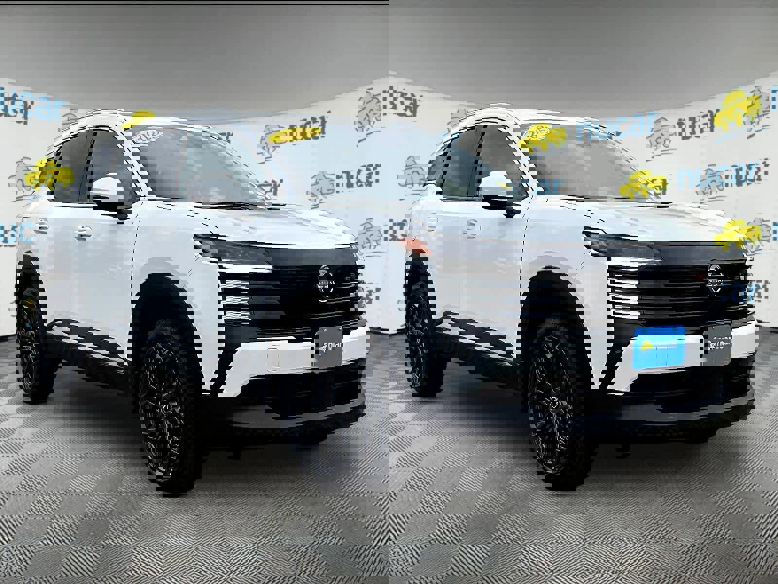 Used 2025 Nissan Kicks SR w/ SR Premium Package image 1