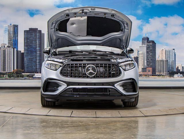 Used 2026 Mercedes-Benz GLC 43 AMG 4MATIC image 4