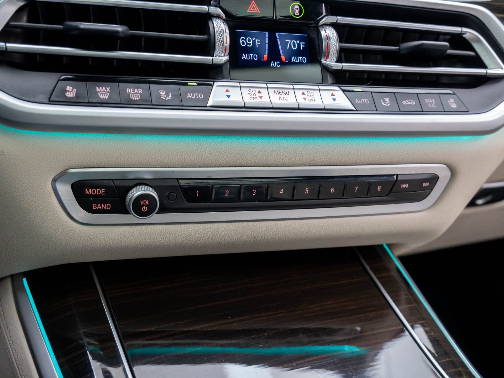 Used 2021 BMW X5 M50i image 30