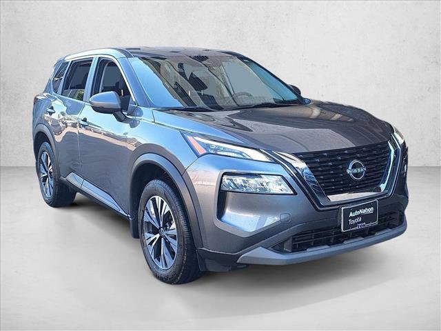 Used 2023 Nissan Rogue SV image 3