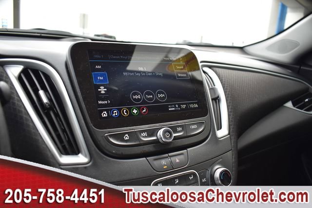 Used 2024 Chevrolet Malibu LT image 32