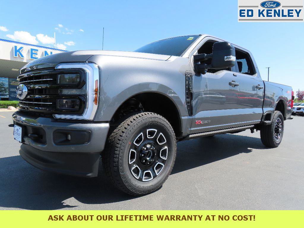 New 2025 Ford F350 Platinum w/ FX4 Off-Road Package