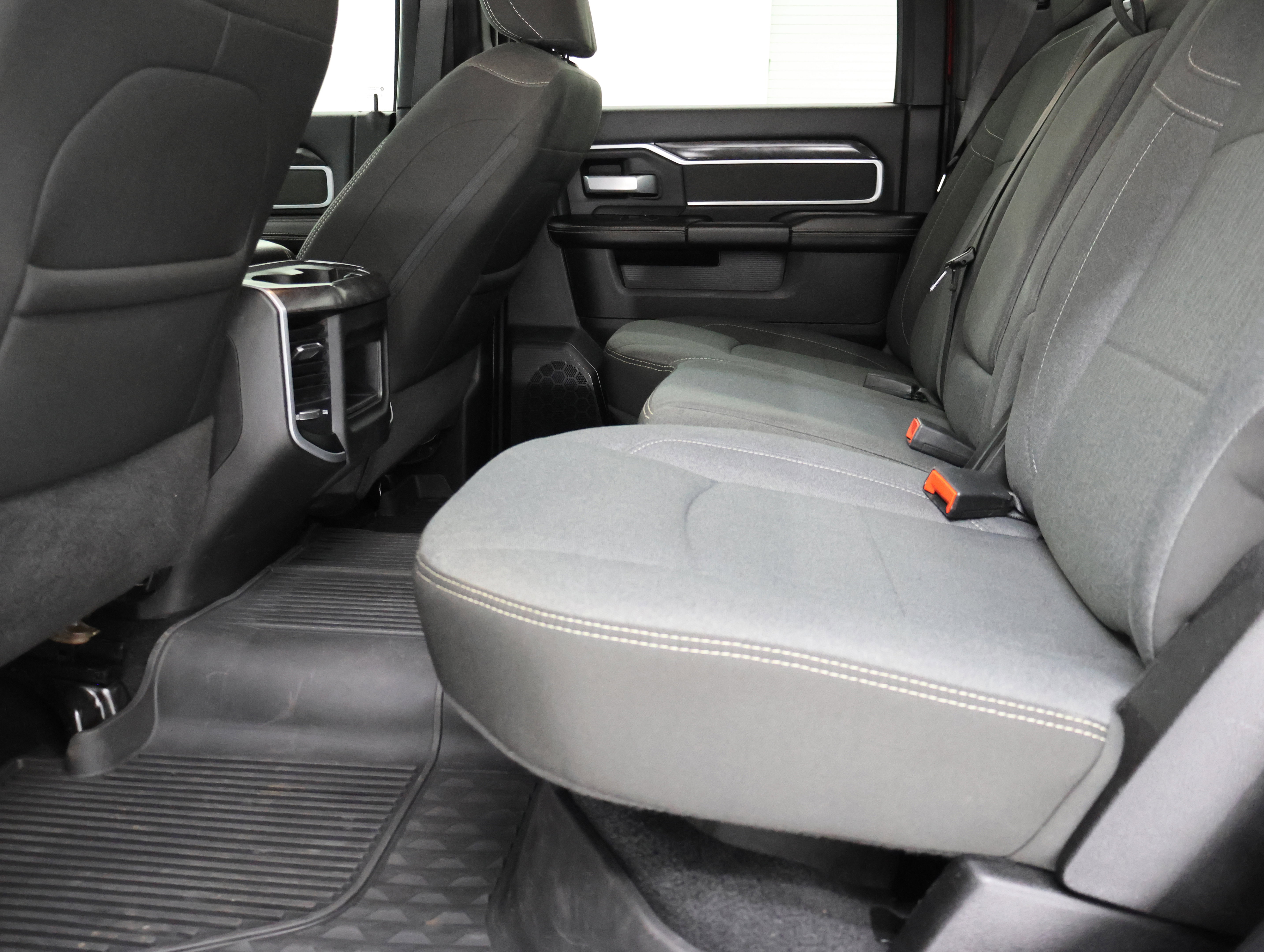 Used 2023 RAM 3500 Big Horn w/ Night Edition AWD/4WD image 33