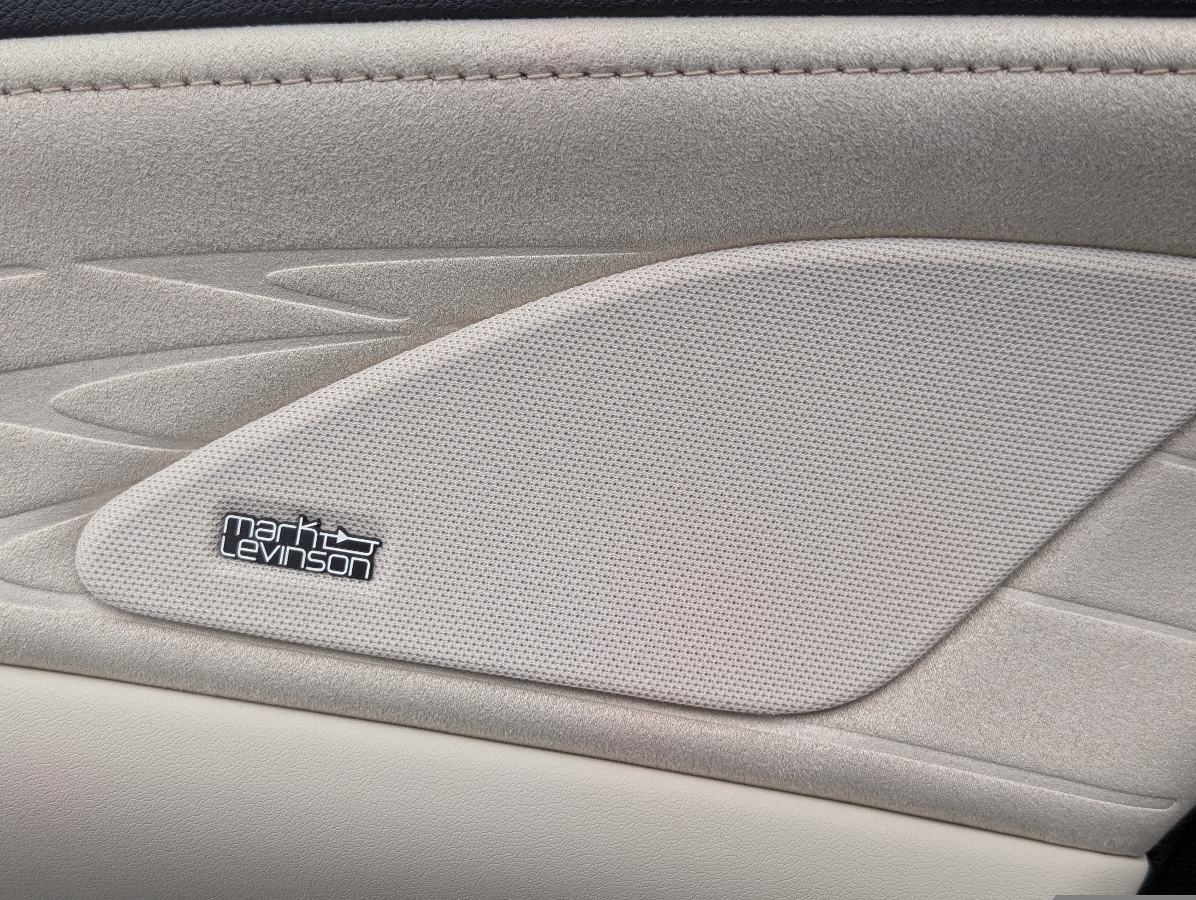 New 2026 Lexus RX 350h AWD/4WD image 18