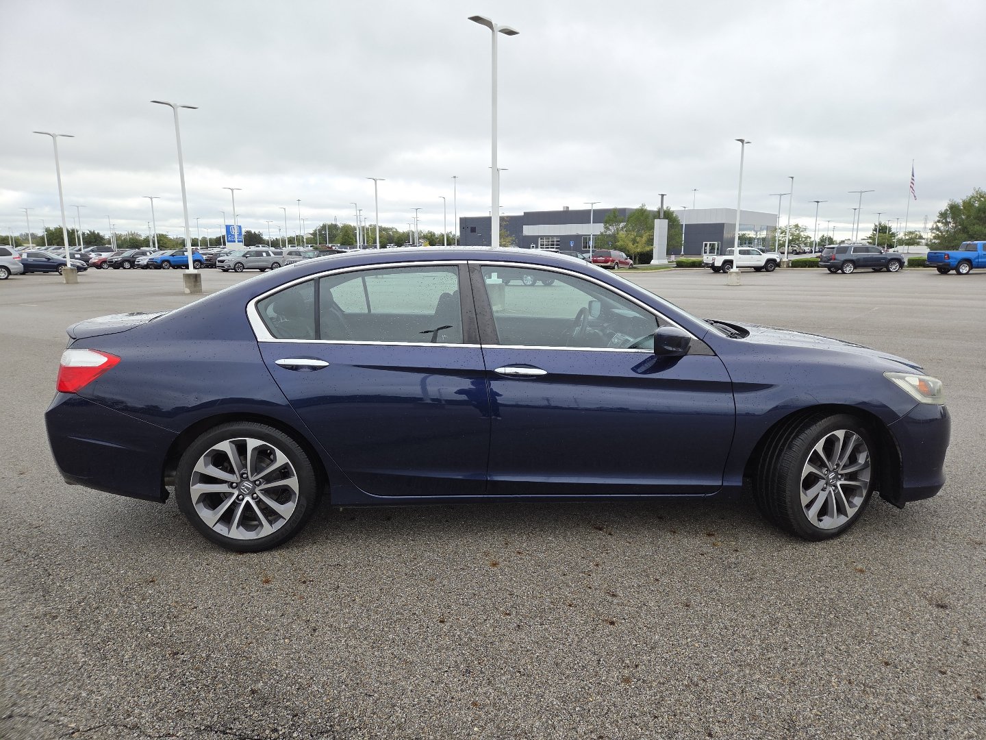 Used 2014 Honda Accord Sport image 16
