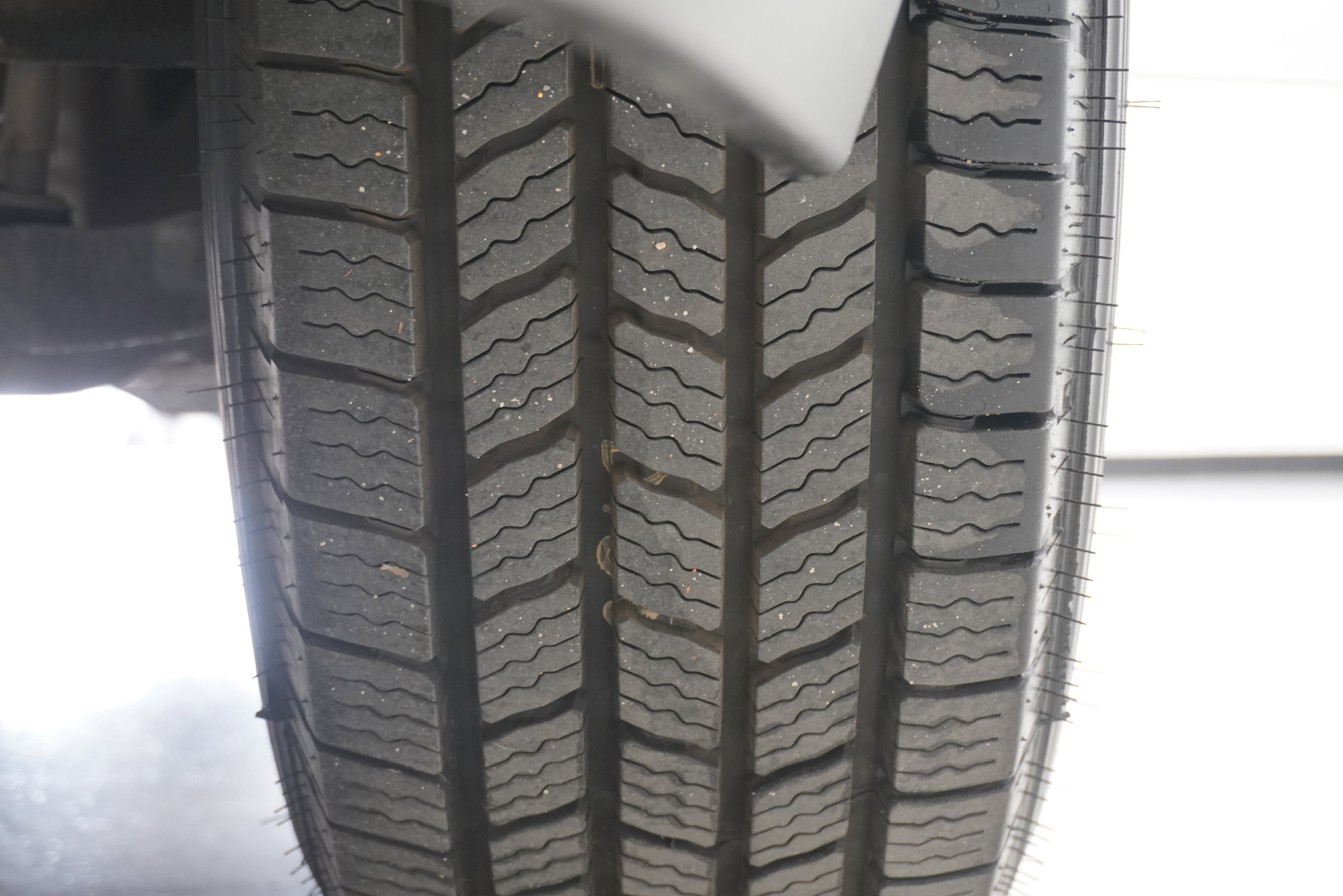 Used 2018 Chevrolet Express 2500 w/ Driver Convenience Package image 20