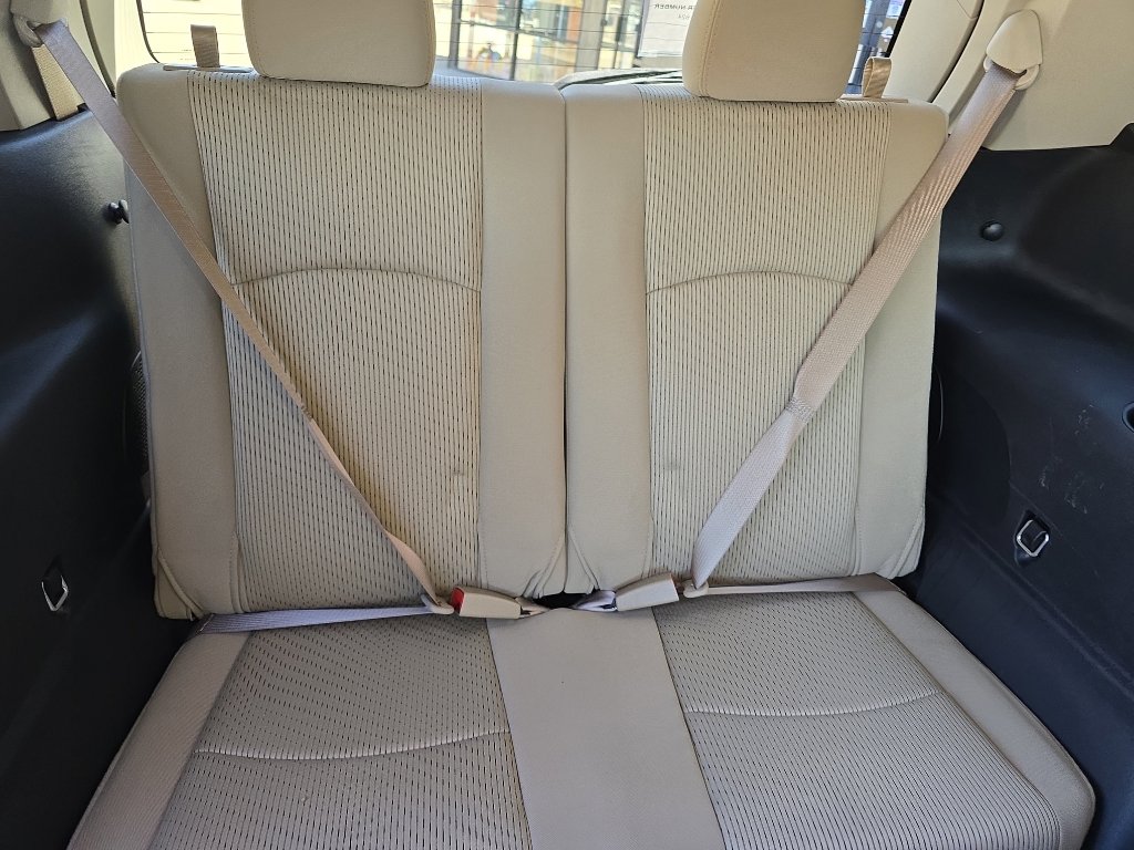 Used 2017 Dodge Journey SE w/ Flexible Seating Group image 33