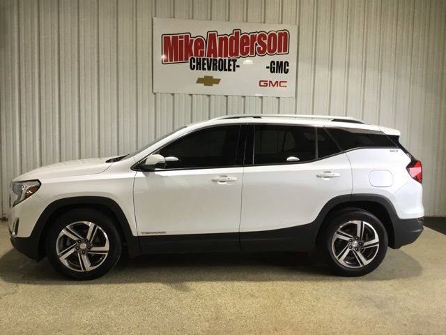 Used 2020 GMC Terrain SLT w/ Preferred Package image 2