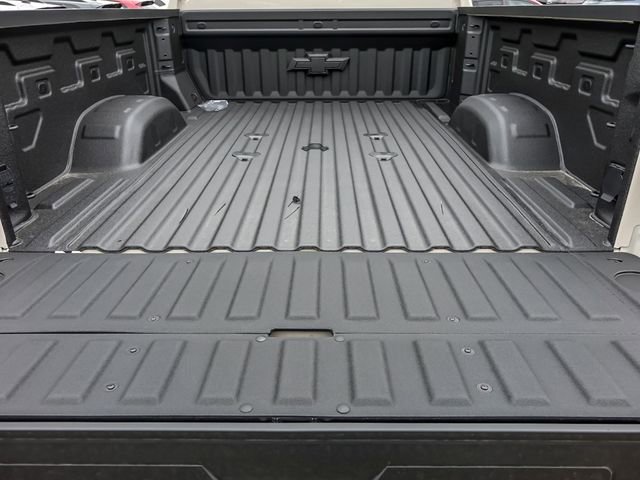 New 2026 Chevrolet Silverado 2500 ZR2 AWD/4WD image 9