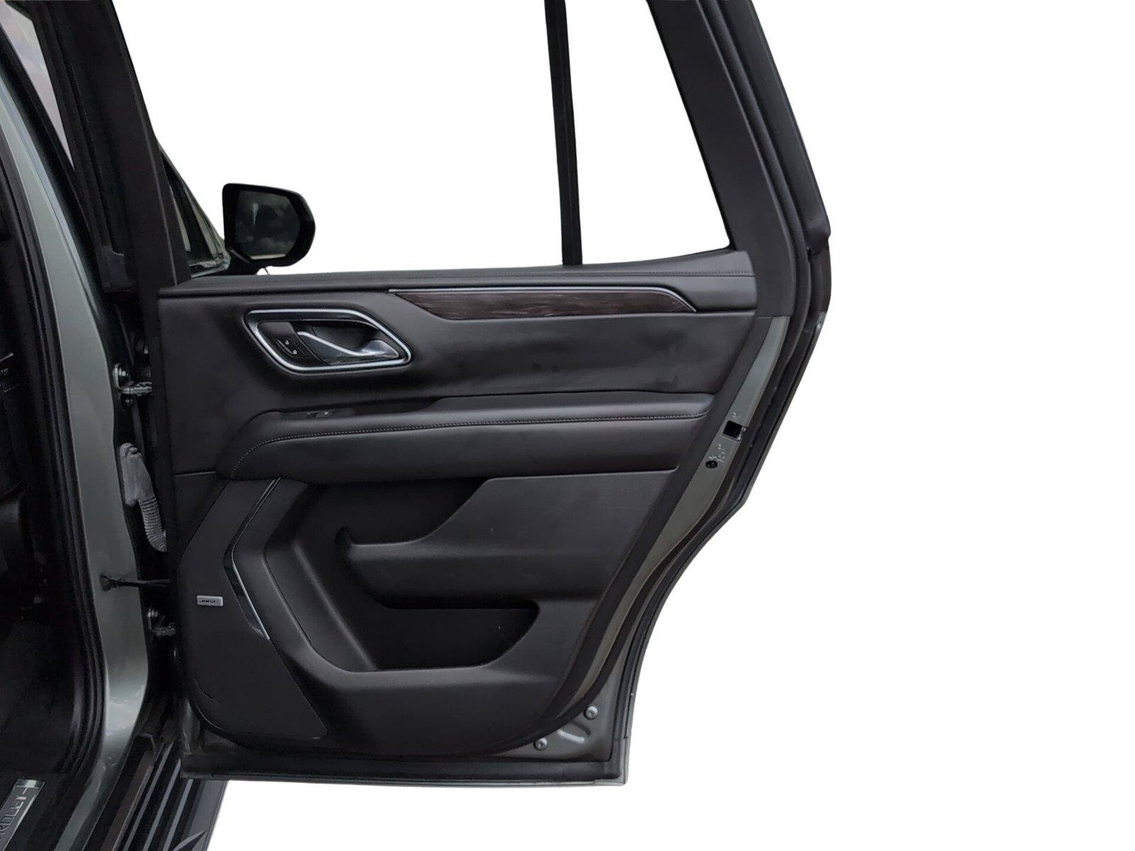 Used 2024 Chevrolet Tahoe LT RWD image 19