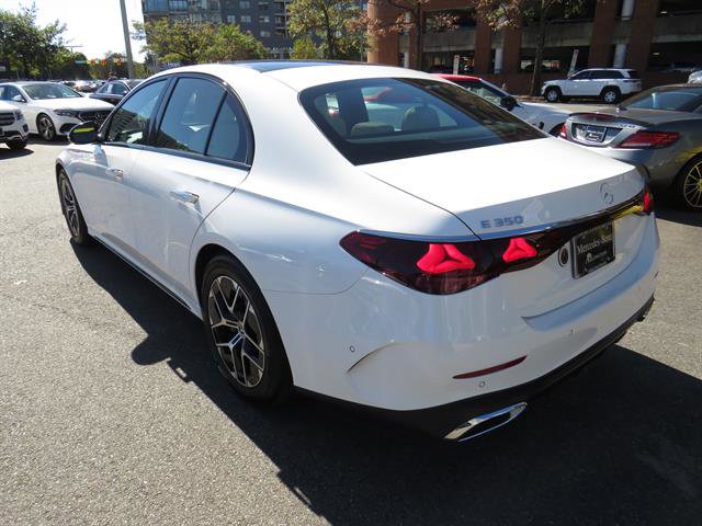 Used 2025 Mercedes-Benz E 350 4MATIC Sedan image 2