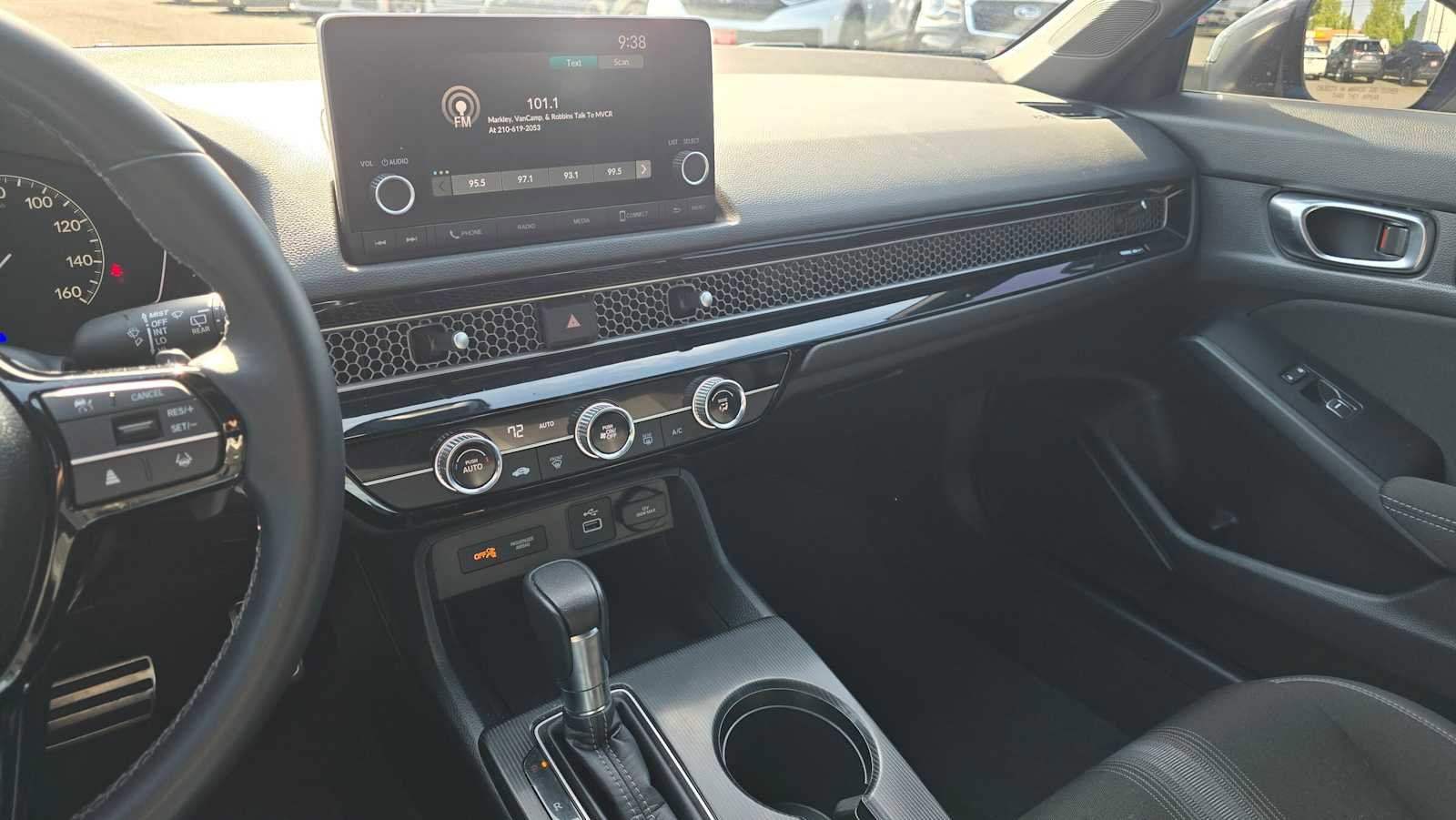 Used 2023 Honda Civic Sport image 36