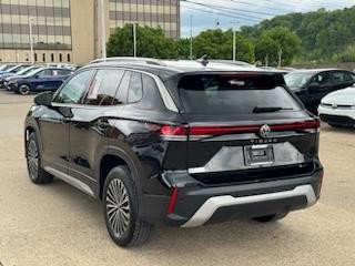 Used 2025 Volkswagen Tiguan S w/ 18" Wheel Package AWD/4WD image 4