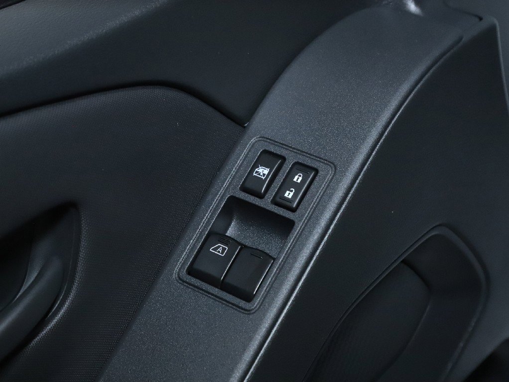 Used 2024 Nissan Frontier S w/ S Utility Package image 16