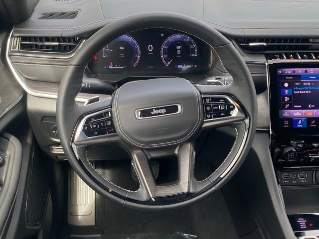 New 2025 Jeep Grand Cherokee Overland w/ Adv Protech Group III AWD/4WD image 40